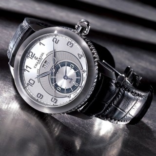 Colvmbvs Grande Date GMT watch 46mm